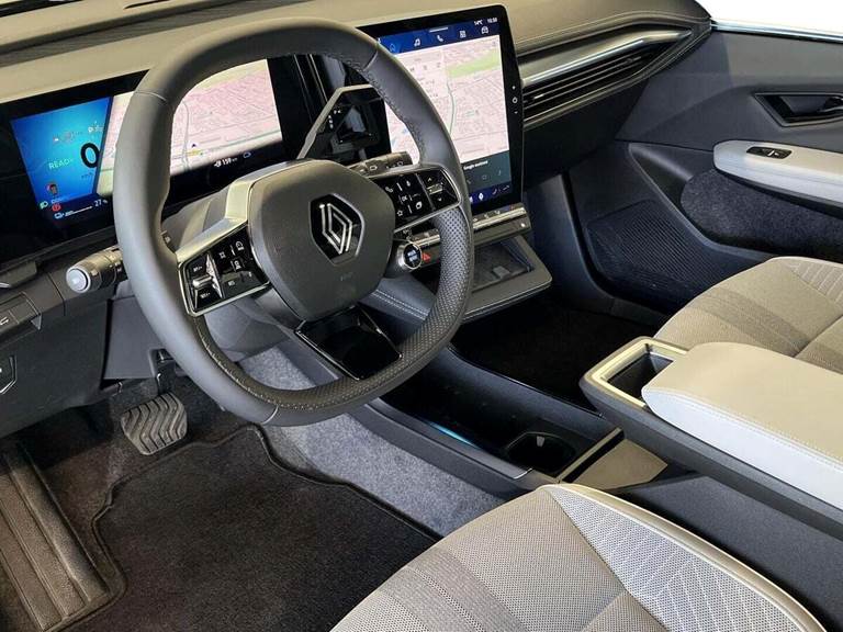 Renault Scenic E-Tech 87 Iconic