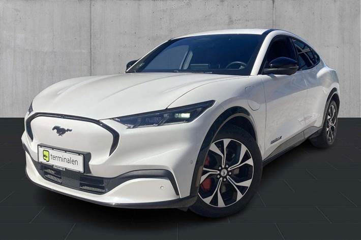 Hvid Ford Mustang Mach-E fra 2022