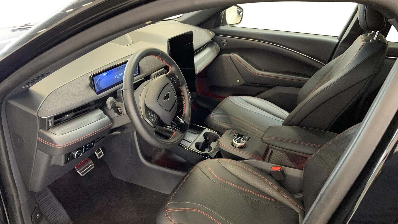 Ford Mustang Mach-E 88 Premium Extended Range