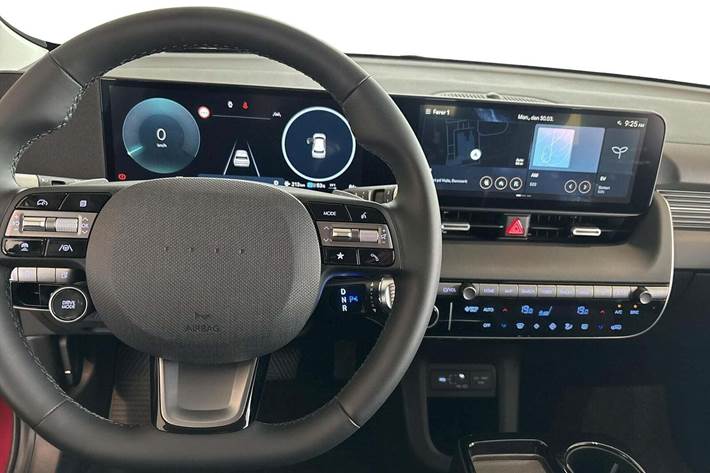 Grå Hyundai Ioniq 5 fra 2026