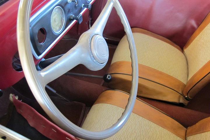 undefined Fiat Topolino fra 1954 set indefra
