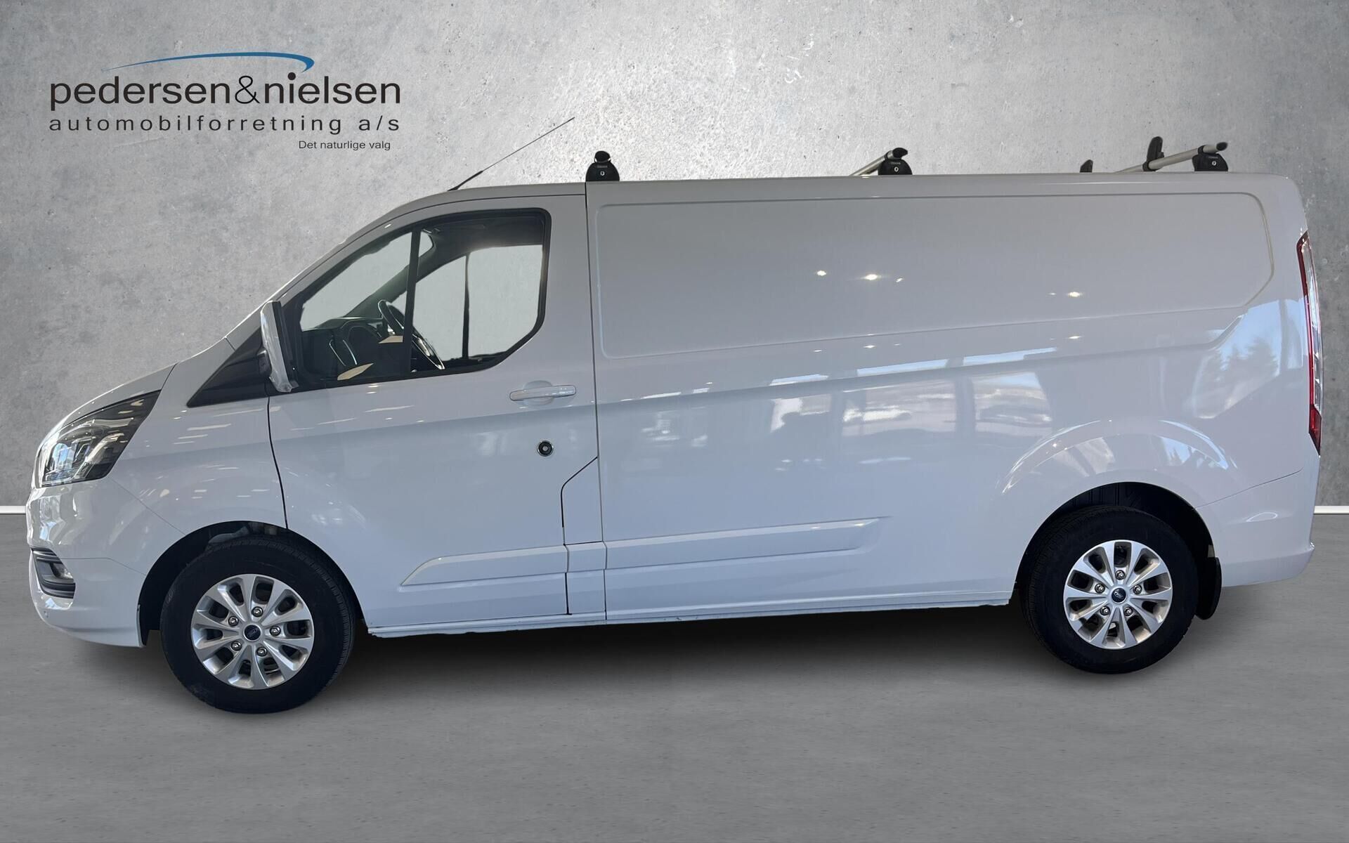 Ford Transit Custom 2,0 300 L2H1 TDCi Limited 170HK Van 6g Aut.