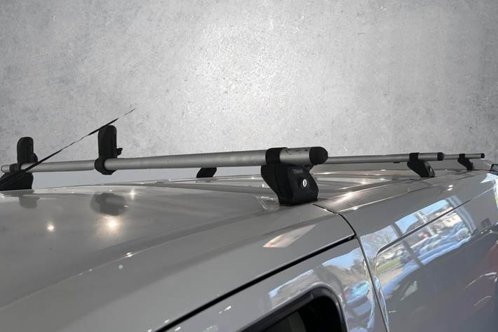 Hvid Ford Transit Custom fra 2020