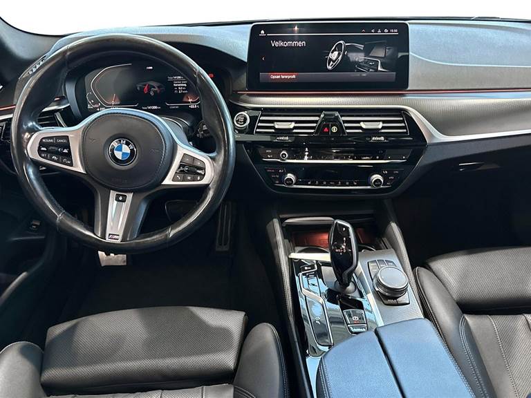 BMW 530d 3,0 Touring Mild hybrid M-Sport Steptronic 297HK Stc 8g Aut.