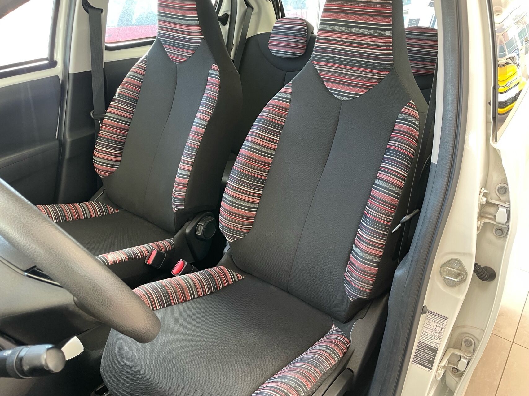 Citroën C1 1,0 VTi Sportline 72HK 5d