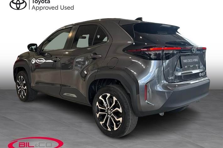 Grå Toyota Yaris Cross fra 2026