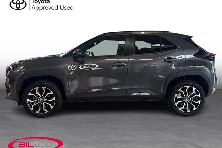 Grå Toyota Yaris Cross fra 2026