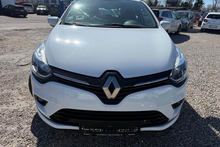 Hvid Renault Clio IV fra 2018