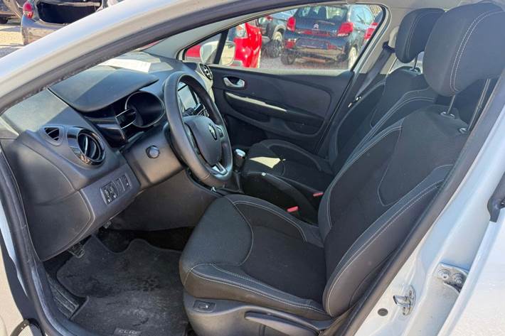 Hvid Renault Clio IV fra 2018