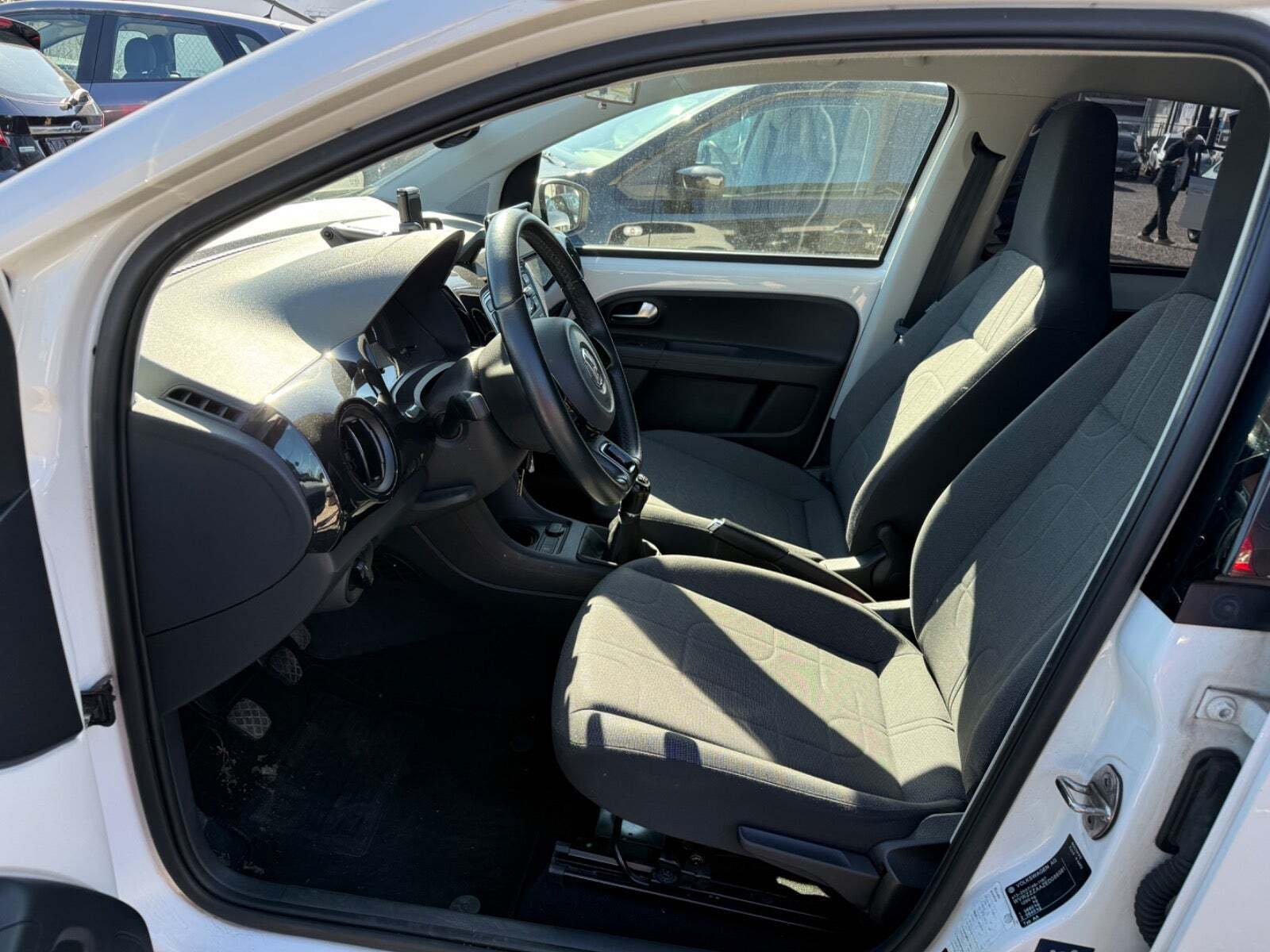 Hvid VW UP! fra 2014