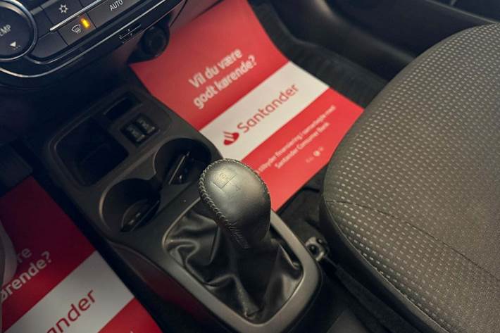 Sort Mitsubishi Space Star fra 2015