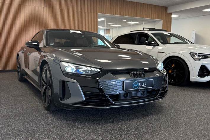 Grå Audi e-tron GT fra 2023