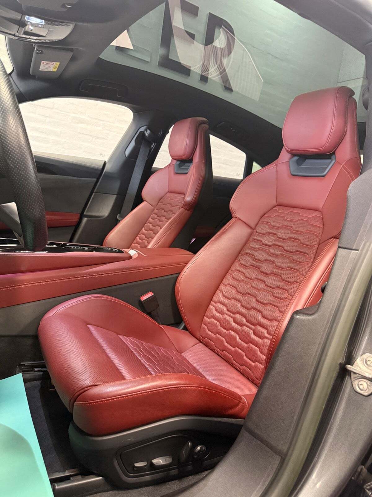 Audi e-tron GT quattro