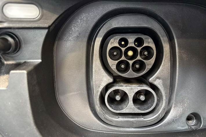 Blå VW ID.4 fra 2021