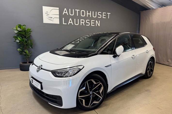 Hvid VW ID.3 fra 2022 set udefra