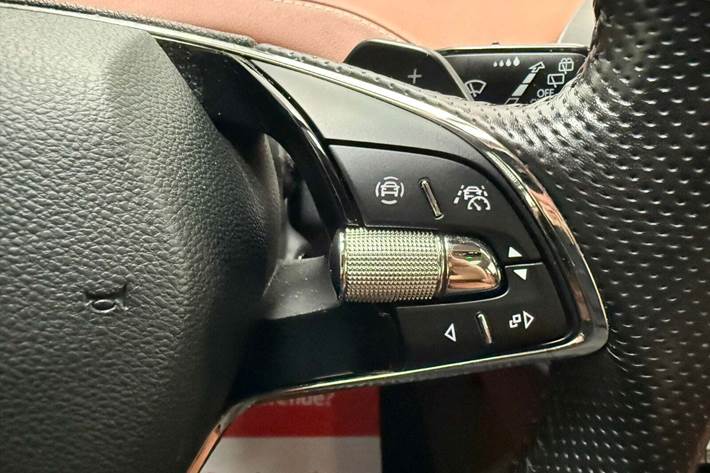 Sort Skoda Enyaq fra 2021