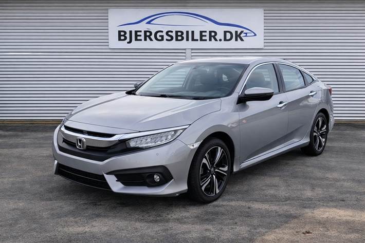 Sølv Honda Civic fra 2018