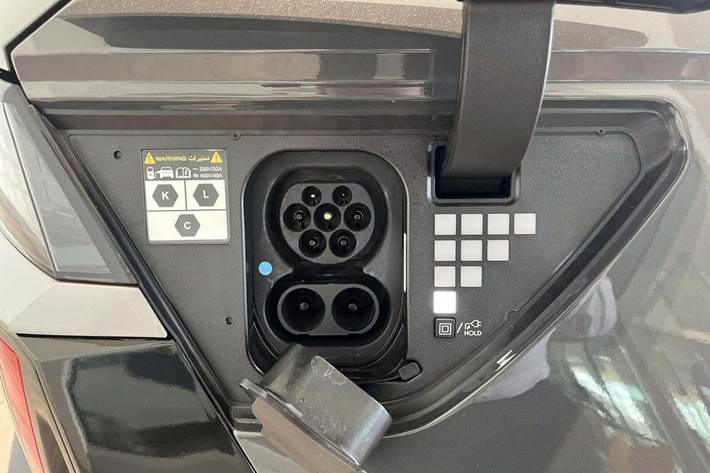 Grå Hyundai Ioniq 5 fra 2025