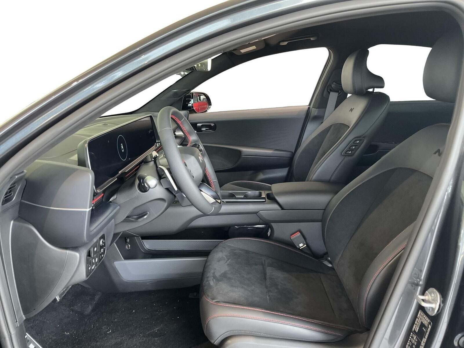 Hyundai Ioniq 6 84 N Line+ AWD