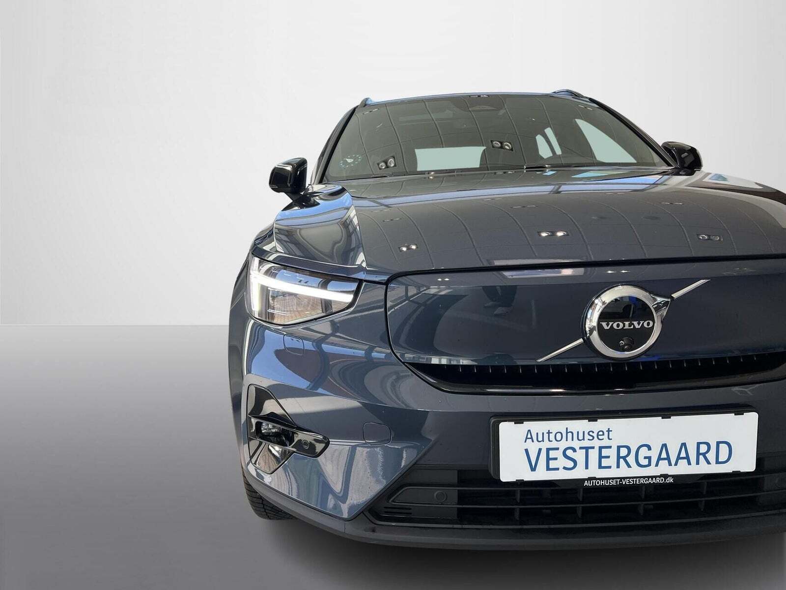 Blå Volvo EX40 fra 2026