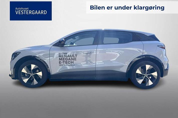 Grå Renault Megane E-Tech fra 2024