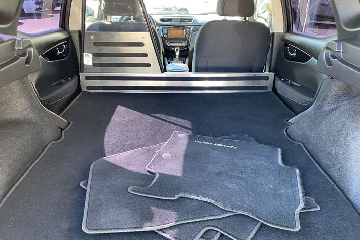 Sort Nissan Qashqai fra 2020