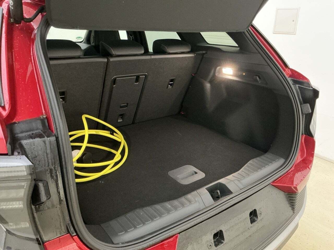 Ford Explorer 77 Premium Extended Range