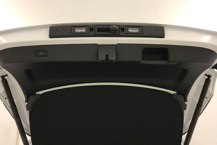 Hvid Ford Explorer fra 2024