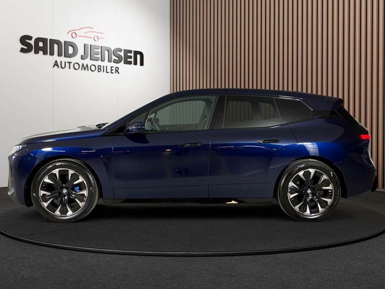 BMW iX xDrive45 M-Sport