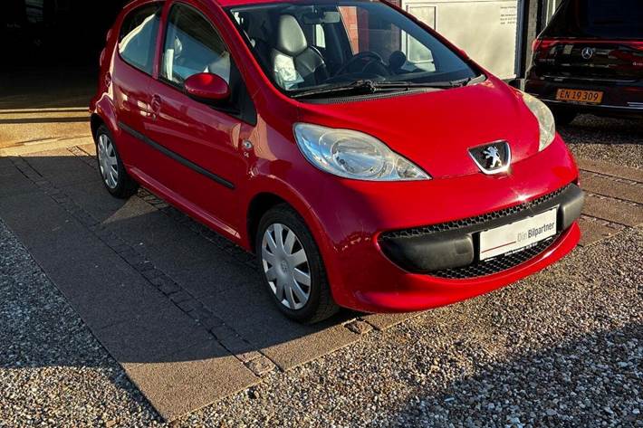 undefined Peugeot 107 fra 2009