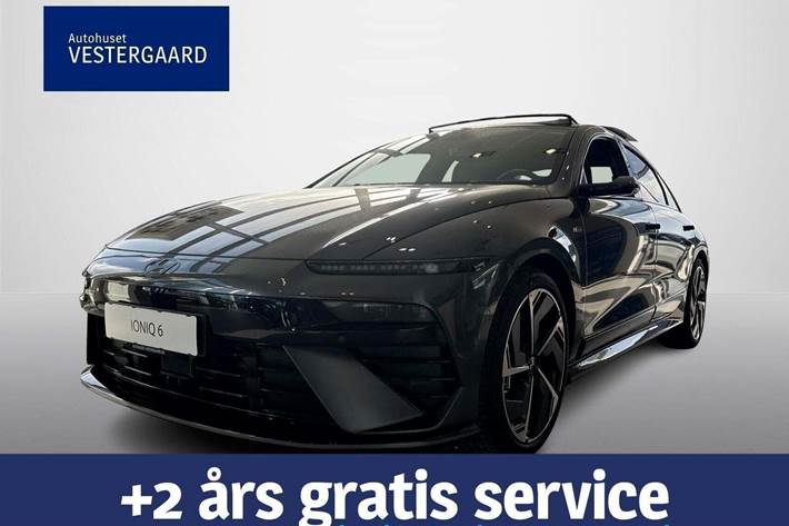 Grå Hyundai Ioniq 6 fra 2026 set udefra