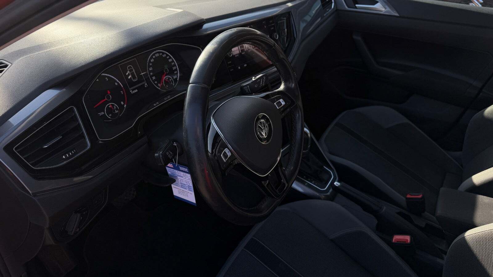 Orange VW Polo fra 2018