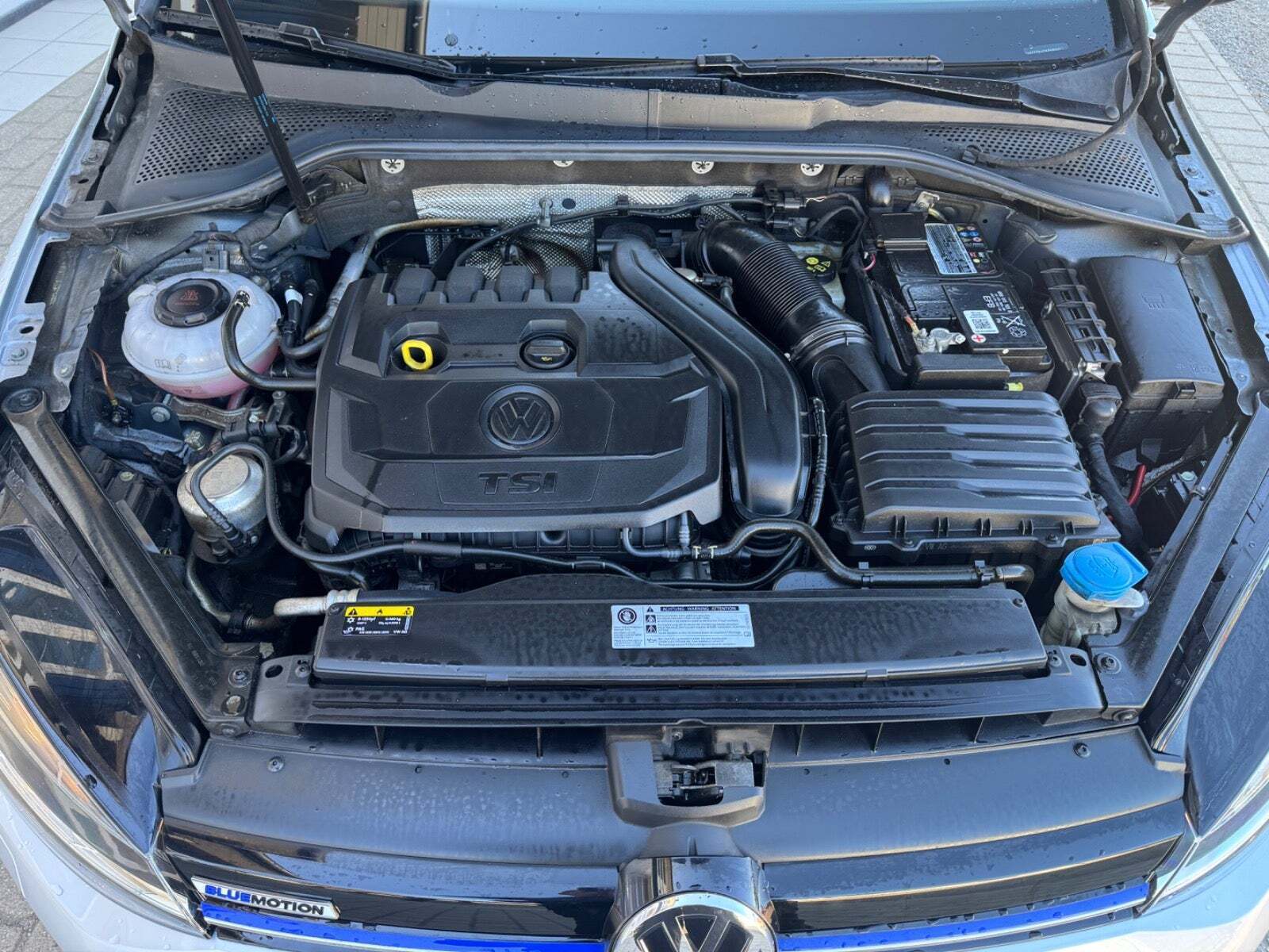 Sølv VW Golf VII fra 2019