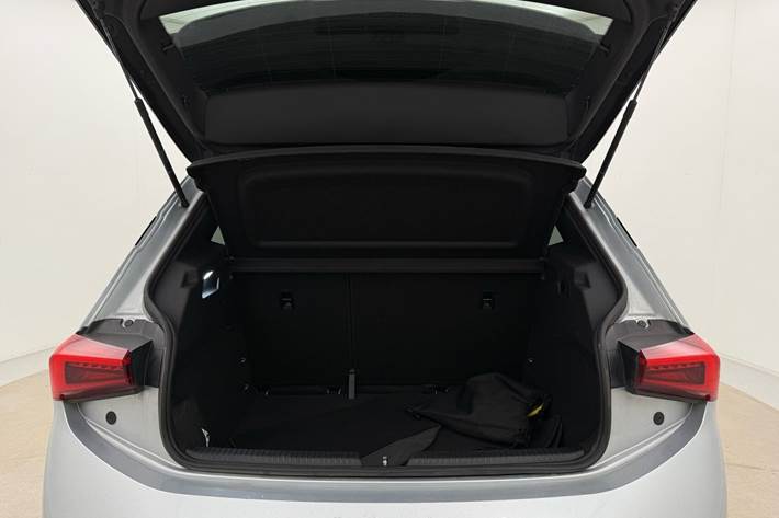 Sølv Cupra Born fra 2022