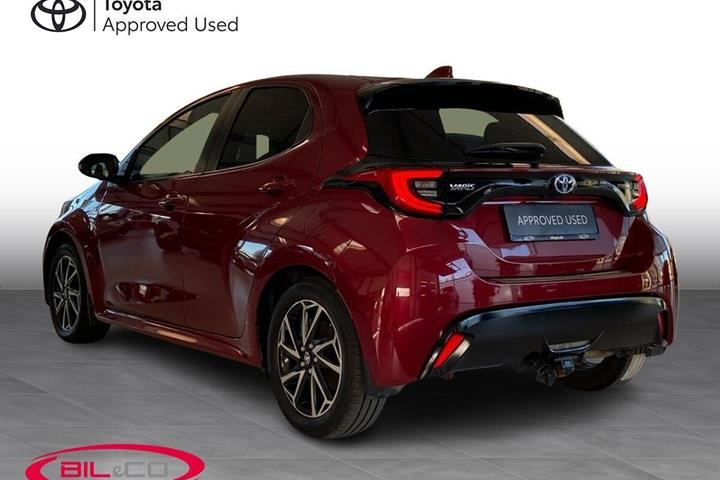 Rød Toyota Yaris fra 2021