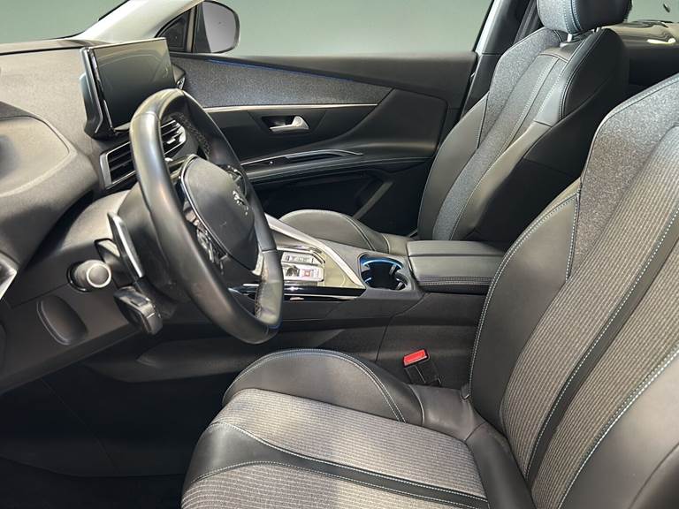 Peugeot 3008 1,6 PureTech Plugin-hybrid Allure Pack EAT8 225HK 5d 8g Aut.