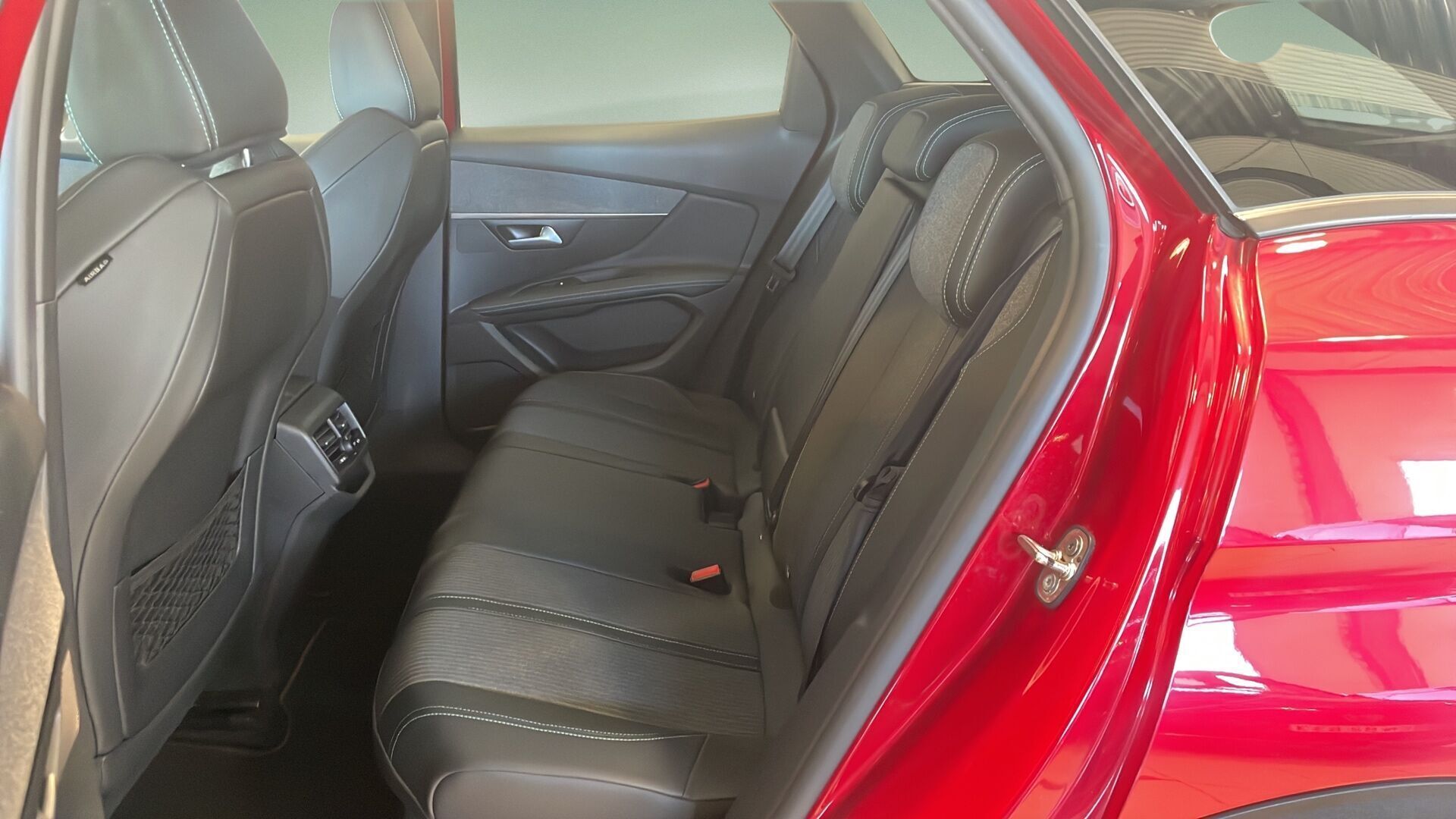 Peugeot 3008 1,5 BlueHDi First Selection EAT8 130HK 5d 8g Aut.