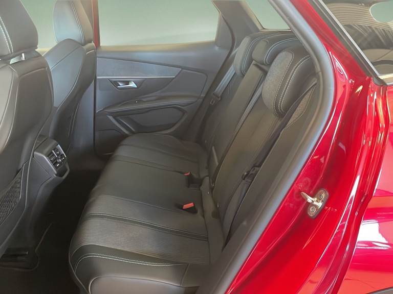 Peugeot 3008 1,5 BlueHDi First Selection EAT8 130HK 5d 8g Aut.