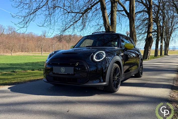 Sort Mini Cooper SE fra 2022