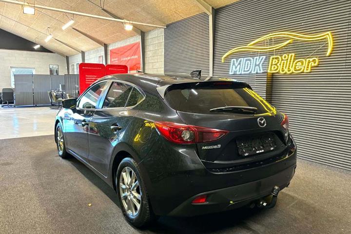 undefined Mazda 3 fra 2015