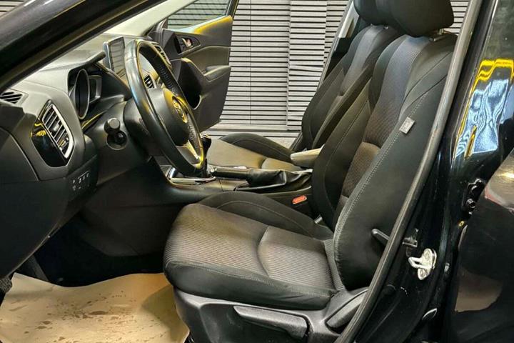 undefined Mazda 3 fra 2015