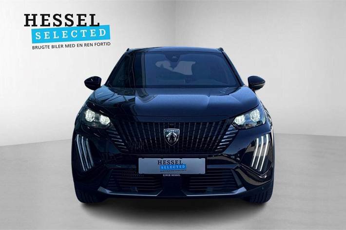 Sort Peugeot 2008 fra 2024