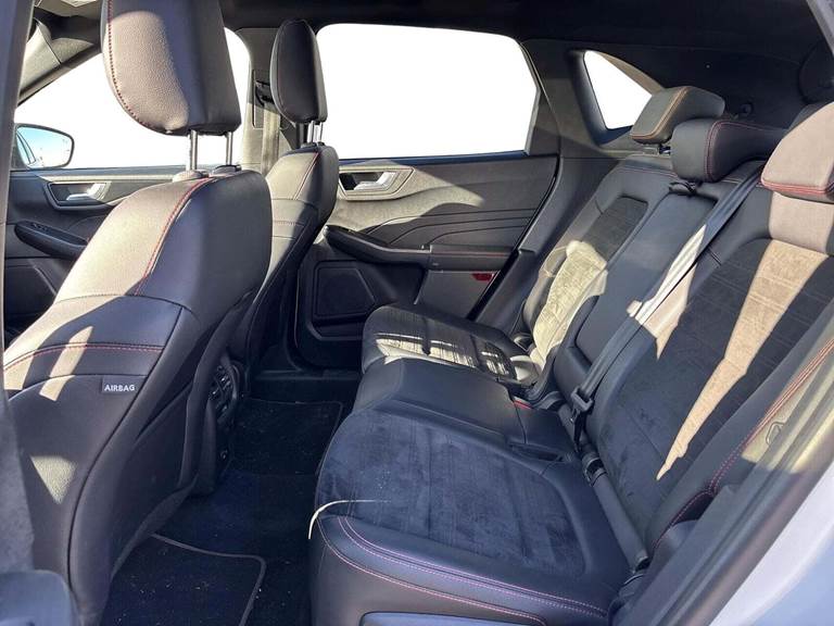 Ford Kuga 2,5 PHEV ST-Line X CVT