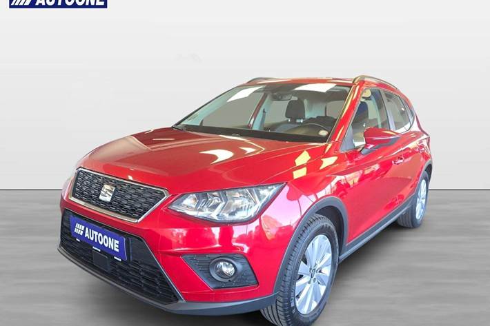 Rød Seat Arona fra 2020 set udefra