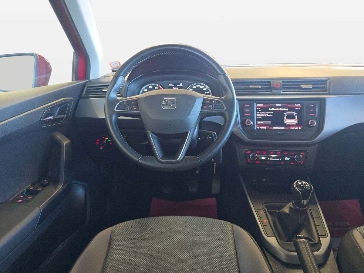 Rød Seat Arona fra 2020