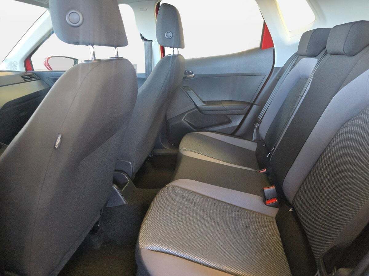 Rød Seat Arona fra 2020