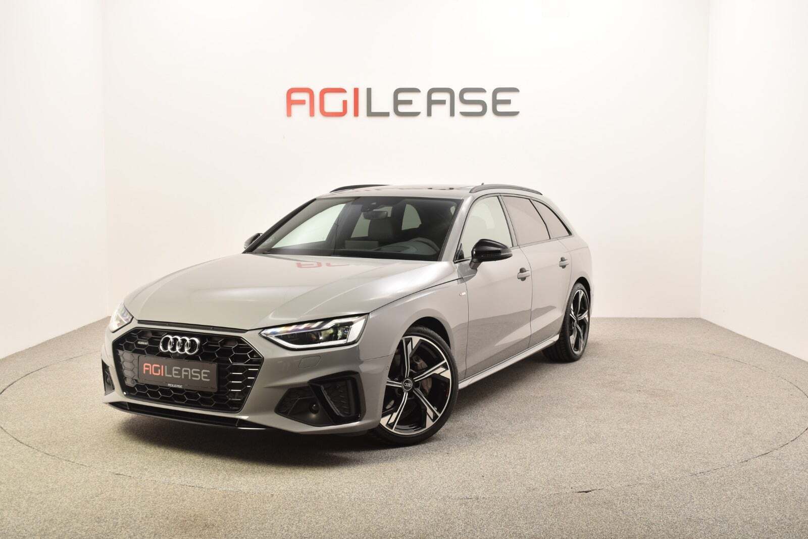 Audi A4 40 TFSi S-line Avant quattro S-tr.