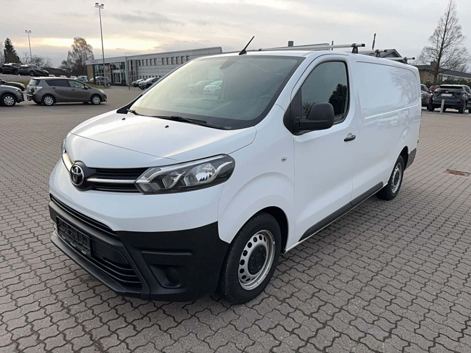Toyota ProAce 2,0 D 122 Long Comfort