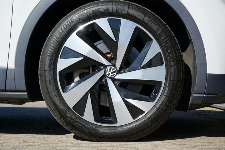 Hvid VW ID.4 fra 2021
