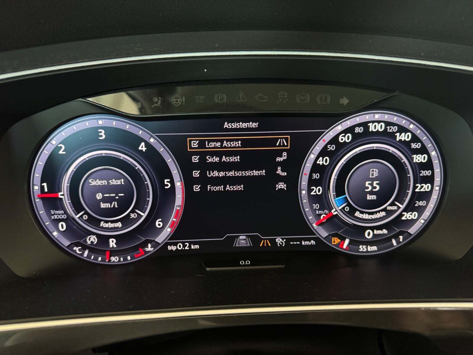 Hvid VW Tiguan fra 2016